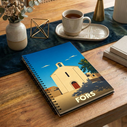 Carnet souvenir de la ville de Fors avec une illustration stylisée d'une église sous un ciel bleu.