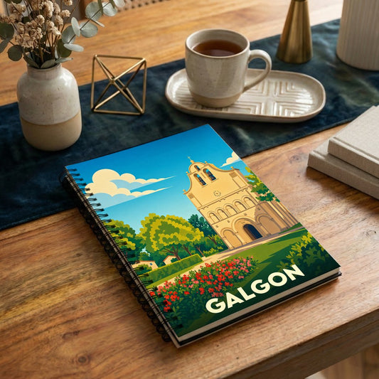 Carnet à spirales souvenir de la ville de Galgon avec une illustration stylisée de son église et de son paysage.