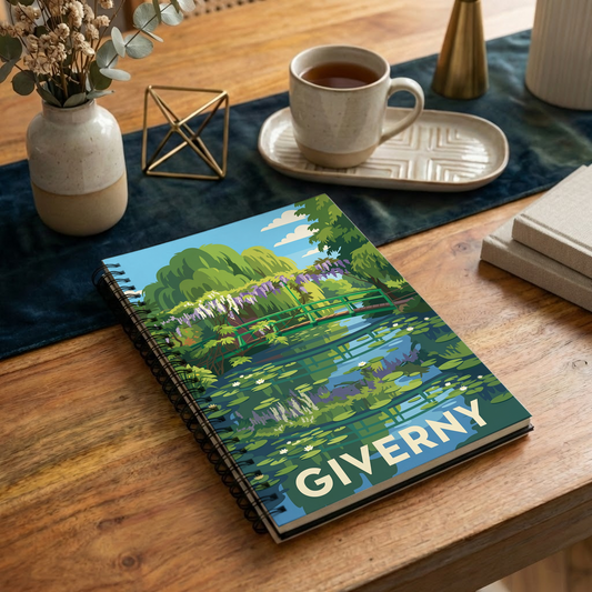 Carnet souvenir de la ville de Giverny avec une illustration stylisée du célèbre pont japonais.