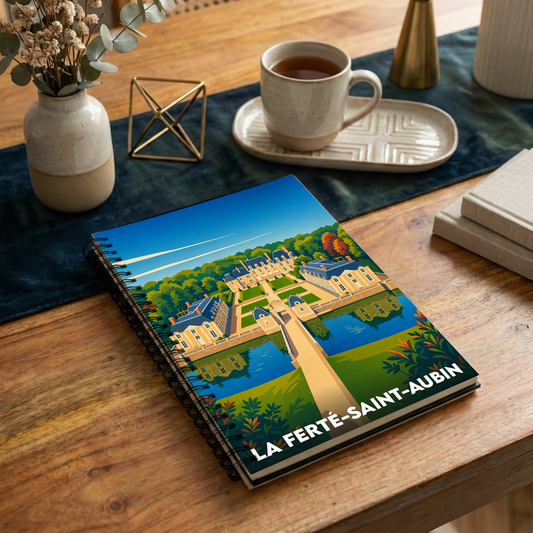 Carnet à spirales souvenir de la ville de La Ferté-Saint-Aubin avec une illustration stylisée de son château.