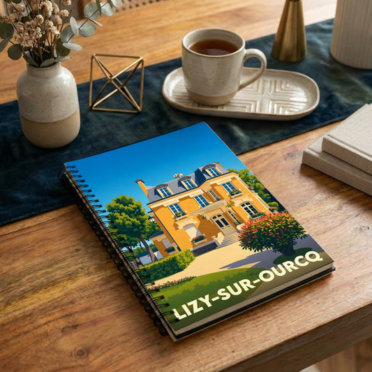 Carnet de notes souvenir de la ville de Lizy-sur-Ourcq illustré par un manoir de style rétro.