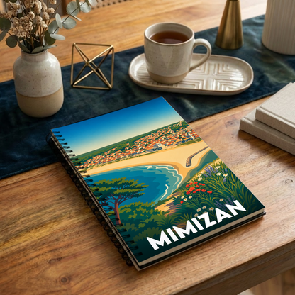 Carnet à spirales souvenir de la ville de Mimizan avec une illustration de style affiche vintage.