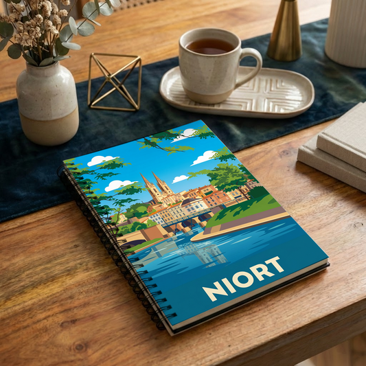 Carnet souvenir de la ville de Niort avec une illustration stylisée.