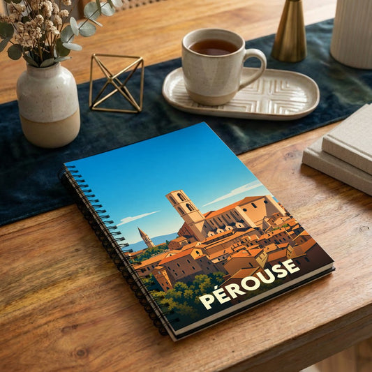 Carnet à spirales souvenir de la ville de Pérouse avec une illustration stylisée.