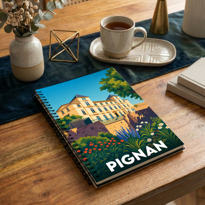 Carnet souvenir de la ville de Pignan avec une illustration stylisée de son château et de ses jardins.