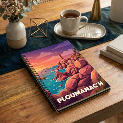 Carnet souvenir de la ville de Ploumanac'h avec une illustration stylisée de son phare et de sa côte rocheuse.
