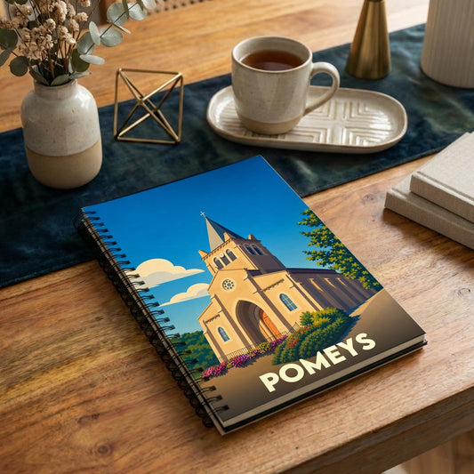 Carnet souvenir de la ville de Pomeys avec une illustration stylisée de son église sous un ciel bleu.