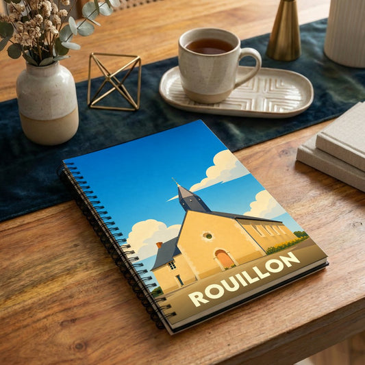 Carnet à spirales souvenir de la ville de Rouillon avec une illustration stylisée de son église.
