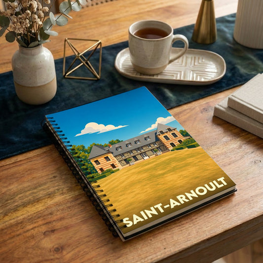 Carnet à spirales souvenir de la ville de Saint-Arnoult avec une illustration stylisée de son patrimoine.