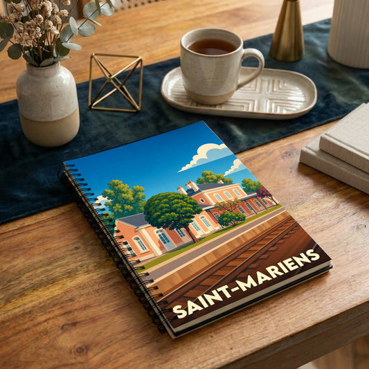Carnet à spirales souvenir de la ville de Saint-Mariens avec une illustration stylisée de sa gare.