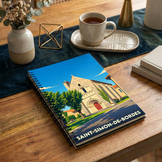 Carnet souvenir de la ville de Saint-Simon-de-Bordes avec une illustration stylisée de son église.