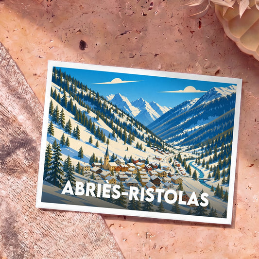 Carte postale souvenir de la ville d'Abriès-Ristolas illustrant un village de montagne enneigé dans un style graphique épuré.