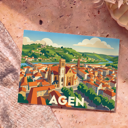 Carte postale souvenir de la ville d'Agen avec une illustration stylisée et colorée du centre-ville historique.