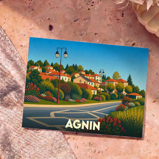 Carte postale souvenir de la ville d'Agnin avec une illustration stylisée d'un village fleuri.