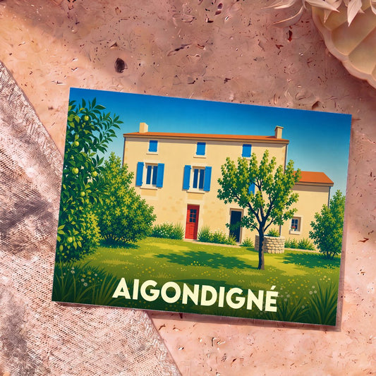Carte postale souvenir de la ville d'Aigondigné illustrant une maison traditionnelle aux volets bleus dans un jardin verdoyant.