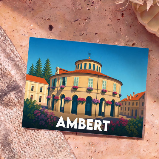 Carte postale souvenir de la ville d'Ambert avec une illustration stylisée de sa mairie ronde.