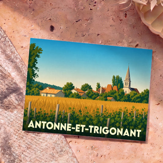 Carte postale souvenir de la ville d'Antonne-et-Trigonant avec une illustration stylisée de son paysage rural.