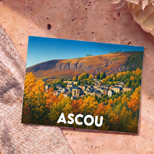 Carte postale souvenir de la ville d'Ascou avec une illustration stylisée de ses paysages automnaux.