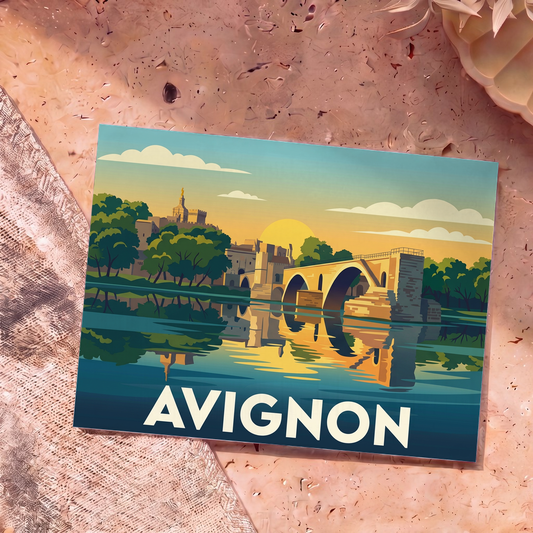 Carte postale souvenir de la ville d'Avignon avec une illustration stylisée du Pont Saint-Bénézet au coucher du soleil.
