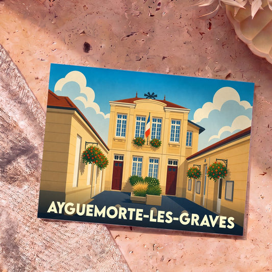 Carte postale souvenir de la ville d'Ayguemorte-les-Graves avec une illustration stylisée de sa mairie.