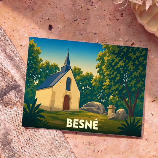 Carte postale souvenir de la ville de Besné avec une illustration stylisée de sa chapelle entourée de verdure.