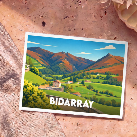 Carte postale souvenir de la ville de Bidarray avec une illustration stylisée de ses paysages montagneux.