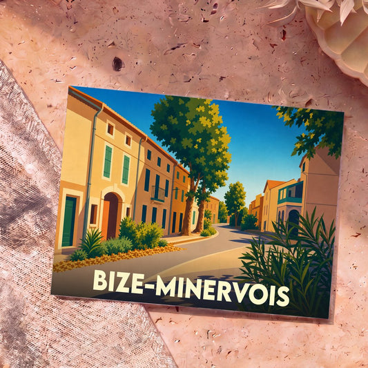 Carte postale souvenir de la ville de Bize-Minervois illustrant une rue ensoleillée au style graphique épuré.