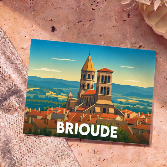 Carte postale souvenir de la ville de Brioude avec une illustration stylisée de sa basilique surplombant les toits.