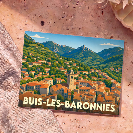 Carte postale souvenir de la ville de Buis-les-Baronnies avec une illustration stylisée d'un village provençal niché dans les montagnes.