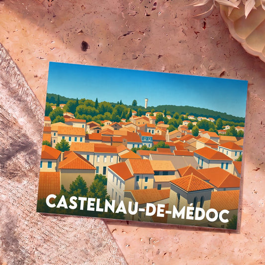 Carte postale souvenir de la ville de Castelnau-de-Médoc illustrant ses toits typiques et sa forêt environnante.