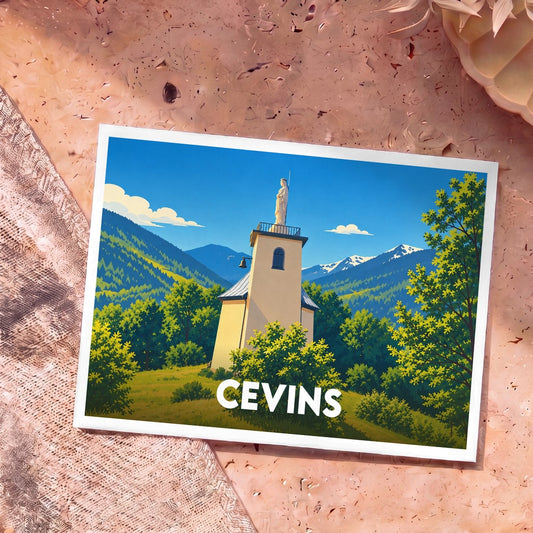 Carte postale souvenir de la ville de Cevins illustrant une chapelle de montagne sous un ciel bleu.
