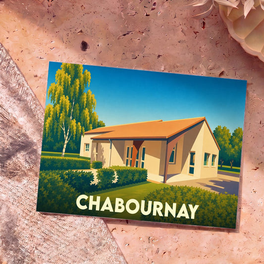 Carte postale souvenir de la ville de Chabournay avec une illustration stylisée d'une maison moderne entourée de verdure.