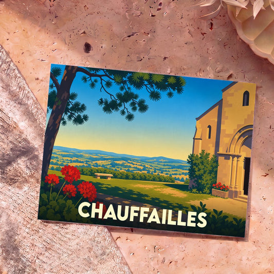 Carte postale souvenir de la ville de Chauffailles avec une illustration stylisée et colorée de son paysage.