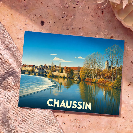 Carte postale souvenir de la ville de Chaussin avec une illustration stylisée d'un paysage fluvial en automne.