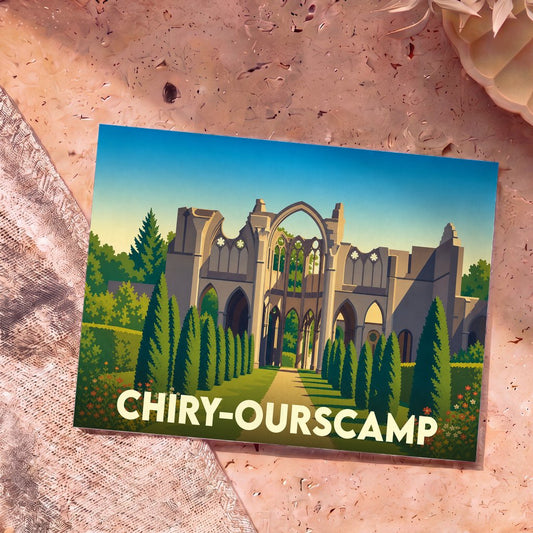 Carte postale souvenir de la ville de Chiry-Ourscamp illustrant les ruines de son abbaye dans un style graphique épuré.