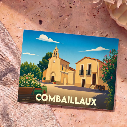 Carte postale souvenir de la ville de Combaillaux avec une illustration stylisée d'une église et d'une maison ensoleillées.
