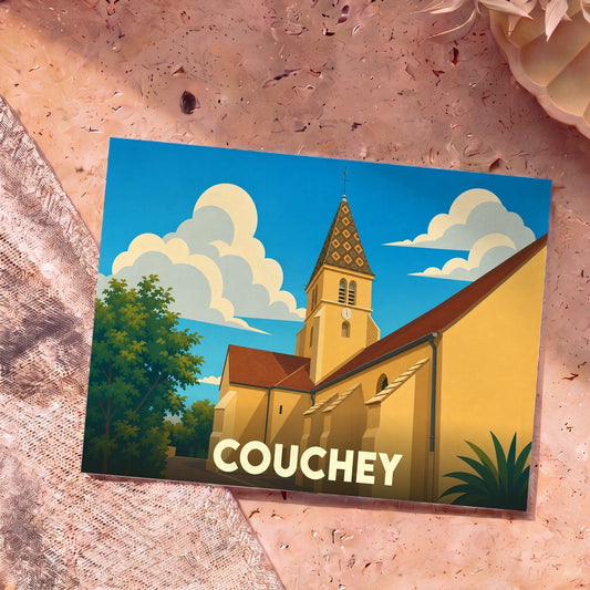 Carte postale souvenir de la ville de Couchey illustrant son église avec un graphisme coloré et stylisé.