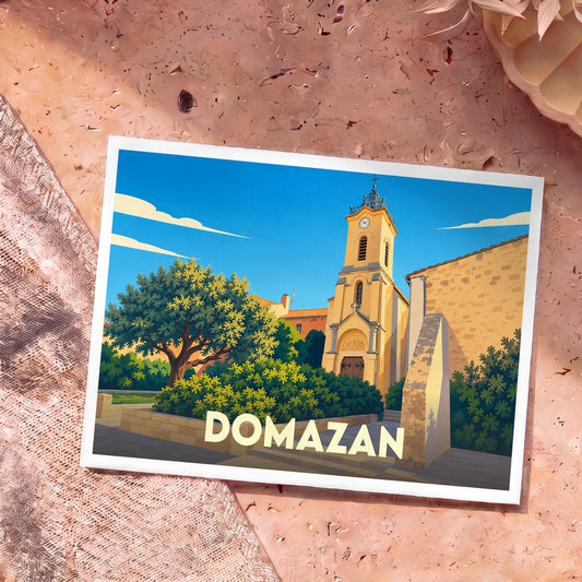 Carte postale souvenir de la ville de Domazan avec une illustration stylisée et colorée de son église.