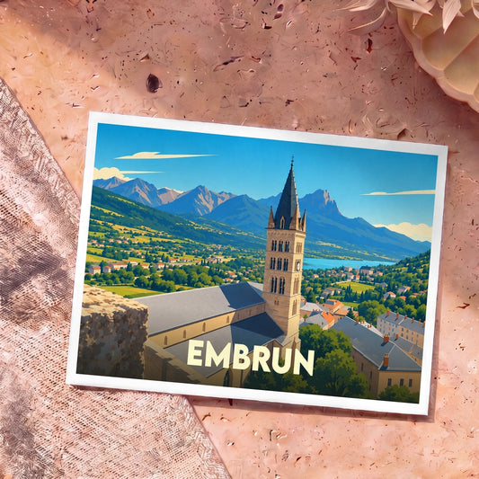 Carte postale souvenir de la ville d'Embrun avec une illustration stylisée de sa cathédrale et des montagnes environnantes.
