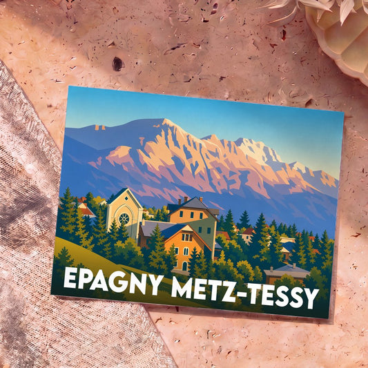 Carte postale souvenir de la commune d'Epagny Metz-Tessy avec une illustration stylisée de montagnes et de bâtiments typiques.