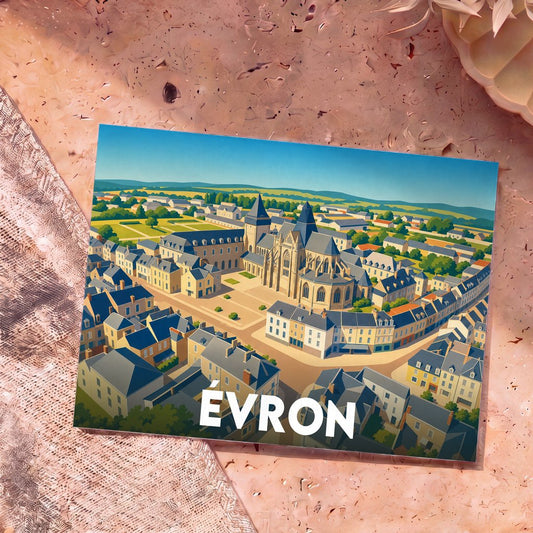 Carte postale souvenir de la ville d'Évron avec une illustration stylisée de son abbaye et de ses toitures.