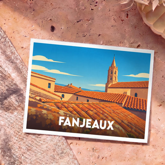 Carte postale souvenir de la ville de Fanjeaux avec une illustration stylisée de ses toits en tuiles et de son clocher.