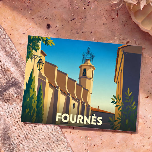 Carte postale souvenir de la ville de Fournès avec une illustration stylisée de son église sous un ciel bleu.