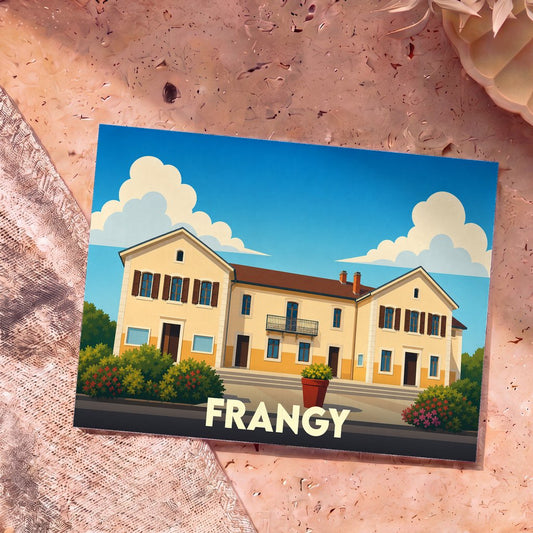 Carte postale souvenir de la ville de Frangy illustrée d'un bâtiment traditionnel sous un ciel nuageux.