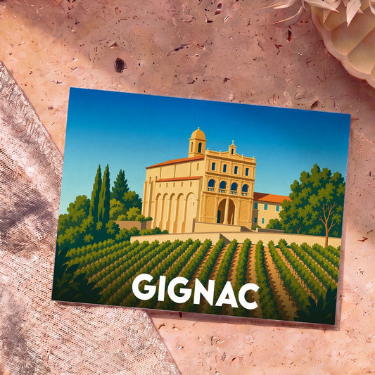Carte postale souvenir de la ville de Gignac représentant son église et ses vignobles avec une illustration stylisée.