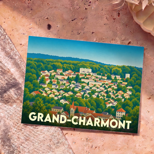Carte postale souvenir de la ville de Grand-Charmont avec une illustration stylisée et colorée.