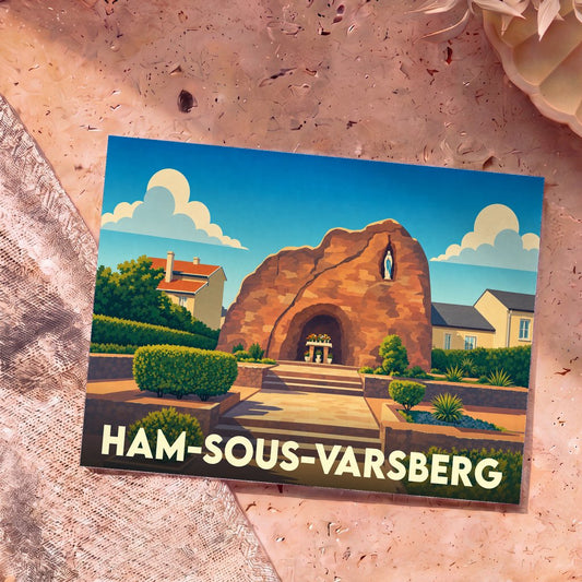 Carte postale souvenir de la ville de Ham-sous-Varsberg avec une illustration stylisée de sa célèbre grotte.