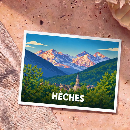 Carte postale souvenir de la ville de Hèches illustrant un paysage de montagnes et un village dans un style graphique épuré.