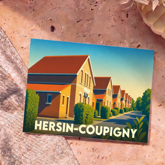 Carte postale souvenir de la ville de Hersin-Coupigny avec une illustration stylisée de maisons alignées.
