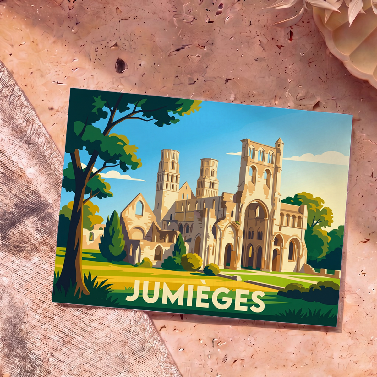 Carte postale souvenir de la ville de Jumièges avec une illustration stylisée de son abbaye en ruines.